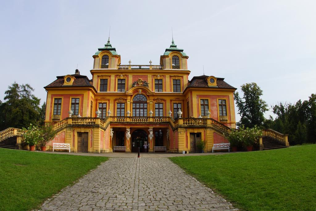 Hotel Krauthof ルートヴィヒスブルク エクステリア 写真
