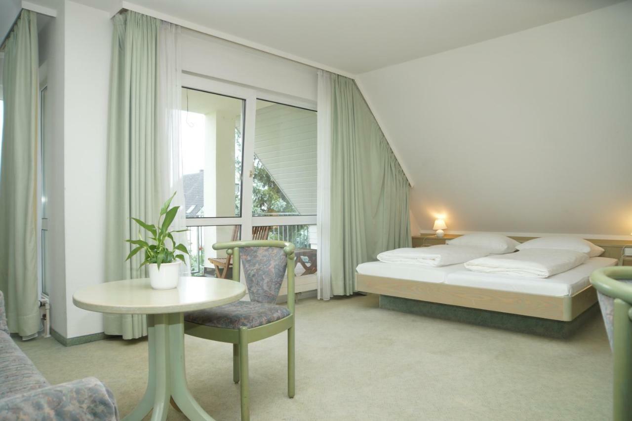 Hotel Krauthof ルートヴィヒスブルク エクステリア 写真