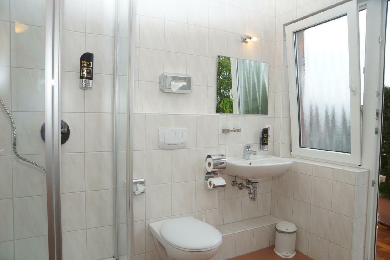 Hotel Krauthof ルートヴィヒスブルク エクステリア 写真